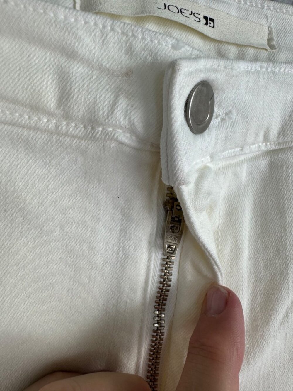 Joes White Denim Distressed Shorts Womens W32 Retro Hippie Beach Travel USA - Picture 10 of 14